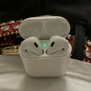 Airpods 2nd generation
